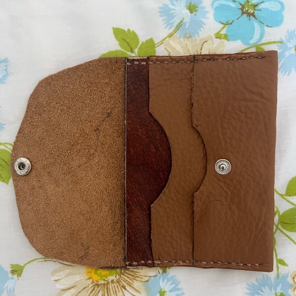 Handmade Genuine Leather Wallet - Picture 3 of 5